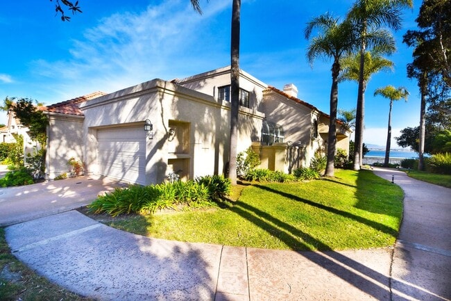 Photo - Townhouse with Bay Views!