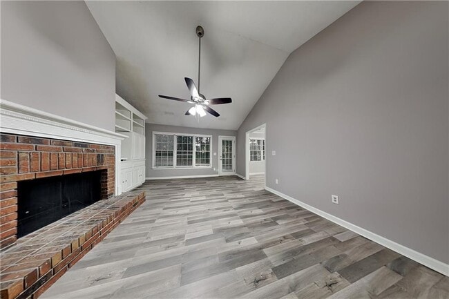 Photo - 2150 Lakeway Dr