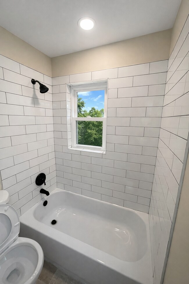 Photo - Single Family Home in Sparrows Point!