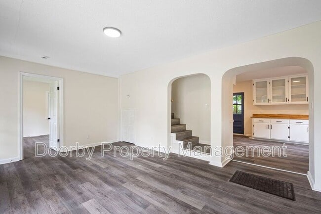 Photo - 5332 Oakdale Ave