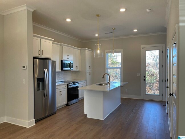 Photo - 4870 Silas Ave