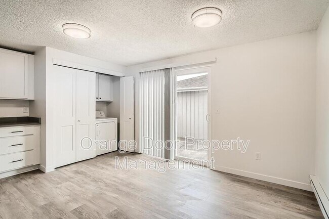 Photo - 1005 11th St NW