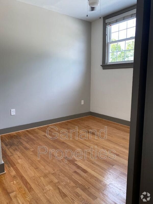 Building Photo - 821 Salem Ave SW Unit 208 Rental