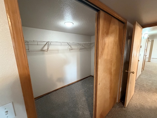 Photo - 7724 Amberly Dr