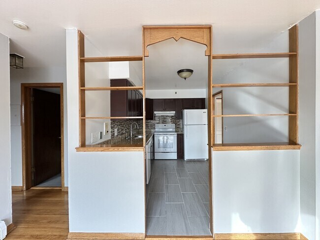 Photo - 1004 S River Rd Unidad 103