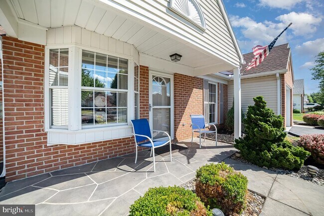 Photo - 35 Westfields Dr