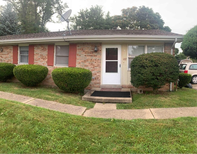 Photo - 122 Bennett Blvd