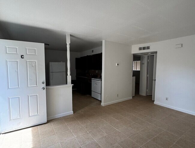 Photo - 3065 E Weldon Ave