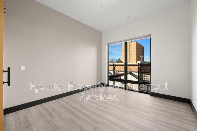 Photo - 2310 First Ave N Unit #209