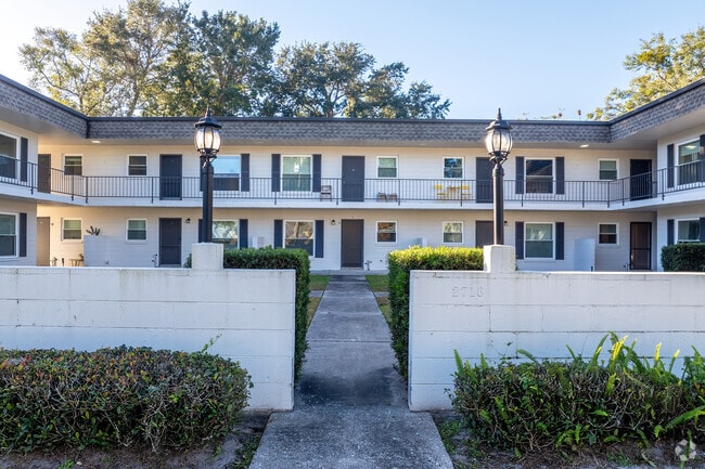 Building Photo - Primrose Orlando