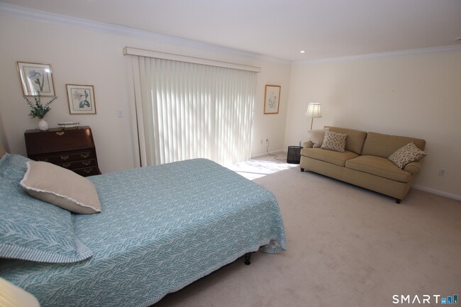 Photo - 53 Hollister Way N Unit 53