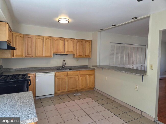 Photo - 8044 Mars Pl