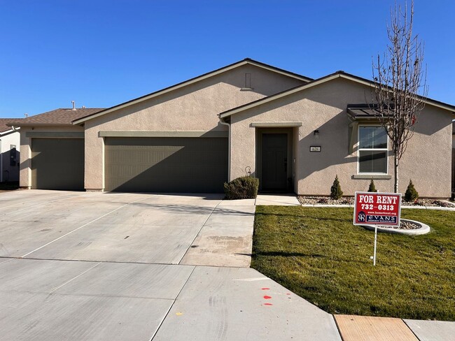 Beautiful home for rent in Tulare! - Beautiful home for rent in Tulare!