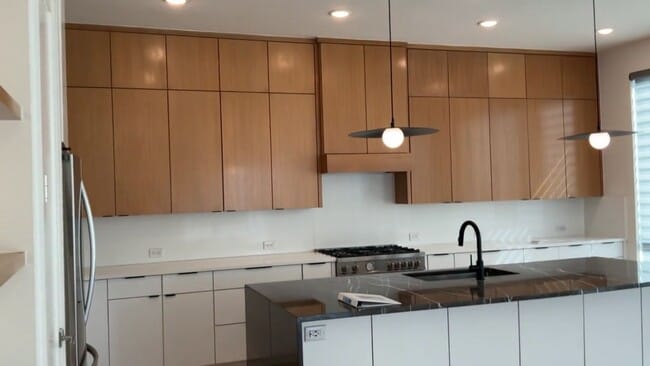 Photo - 1012 Mobile St