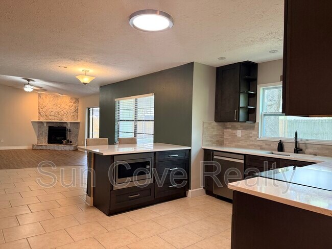 Photo - 4017 Paddlewheel Dr