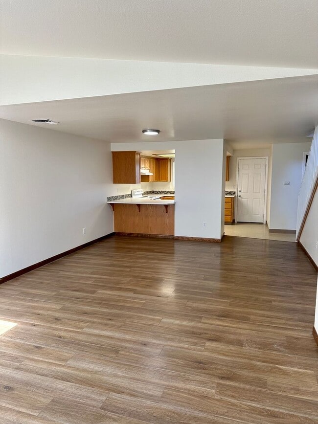 825 Morse Ave SW
