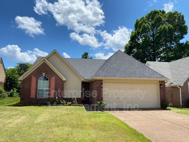 7125 Showboat Ln