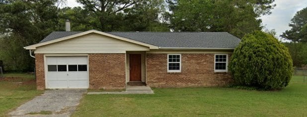 Building Photo - 1605 Blue Springs Rd