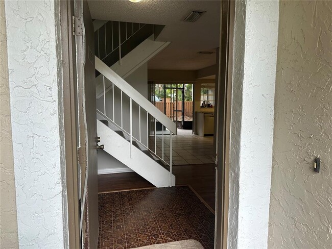 14752 Morning Dr