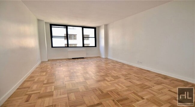 Photo - EAST 49 STREET Unit 5F