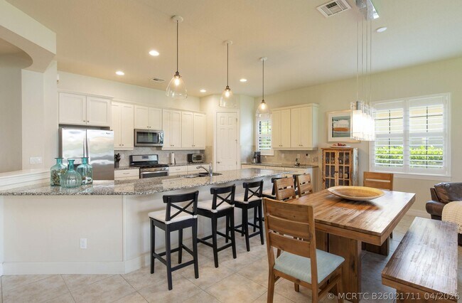 Photo - 10274 Prato St