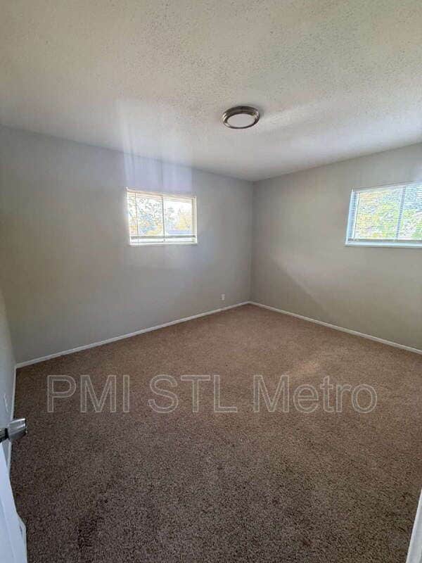 Photo - 205 Grampian Rd