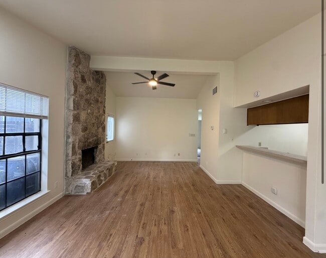 2506 Howellwood Wy Unit 1