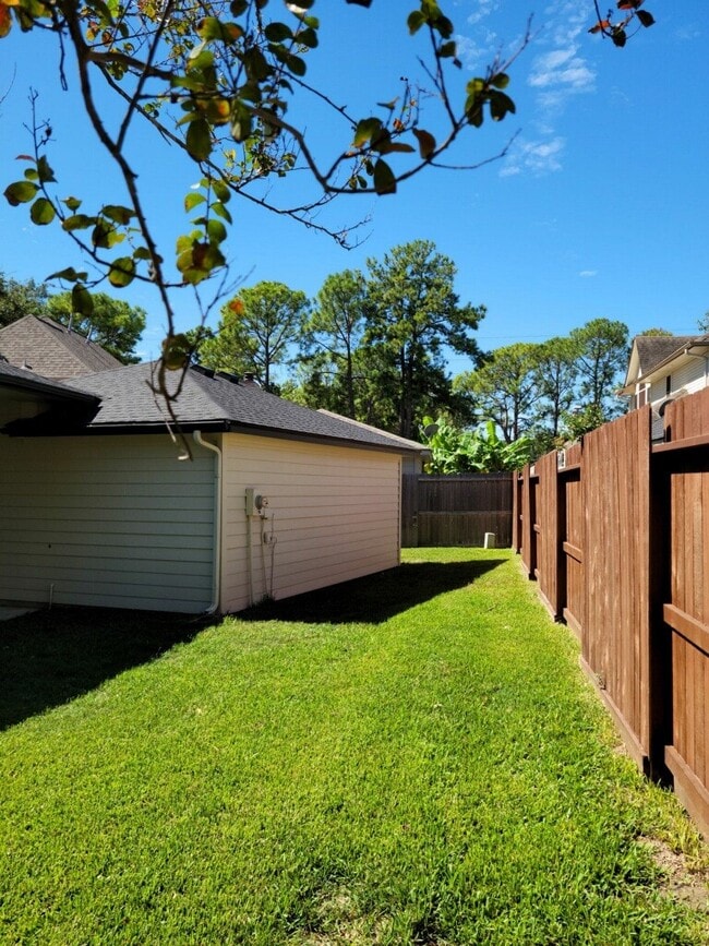 Photo - 22010 Castlewind Ct