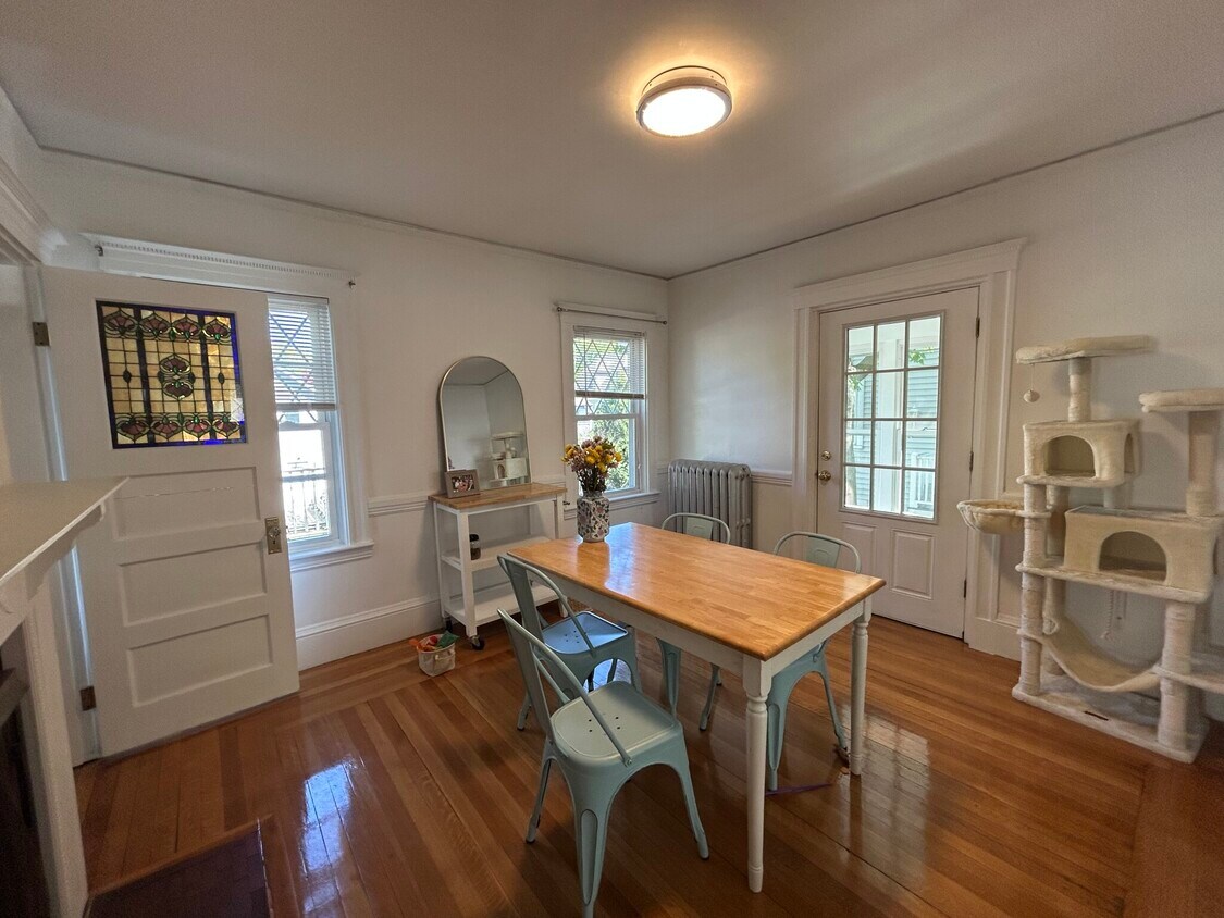 Photo - 108 Brooks St (Boston, MA)