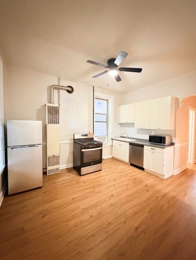 Photo - 1013 N Winchester Ave