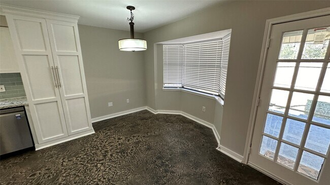 Photo - 2 W Mistybreeze Cir