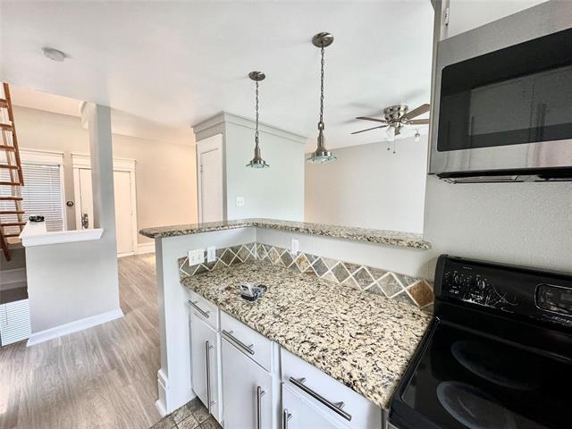 Photo - 4023 N Hall St Unit 205