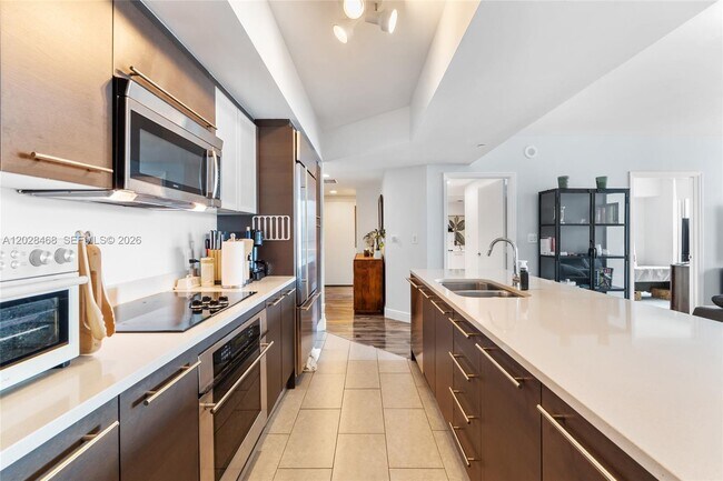 Photo - 55 SE 6th St Unidad 3303