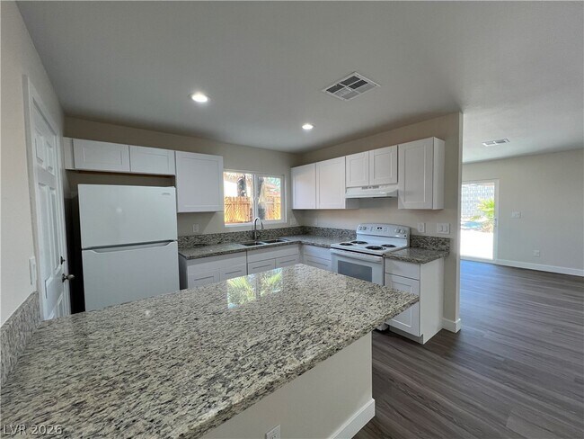 Photo - 3608 W Bonanza Rd