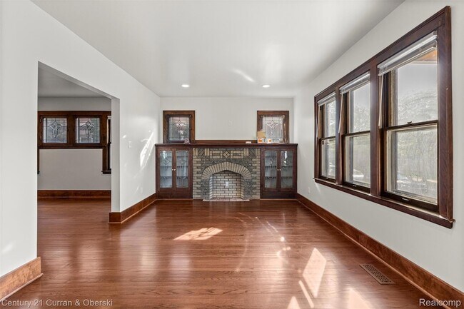 Photo - 8804 Mason Pl