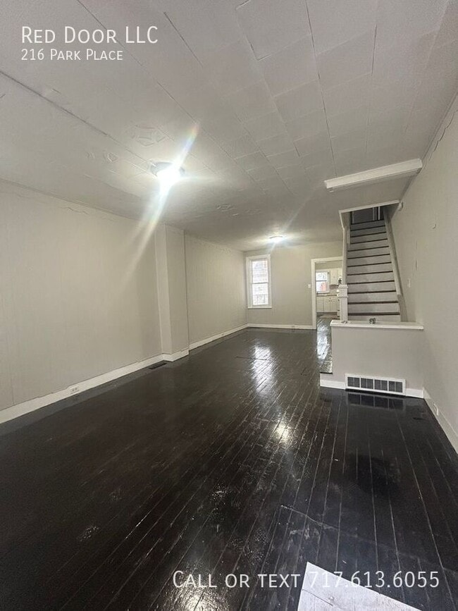 Photo - 216 Park Pl