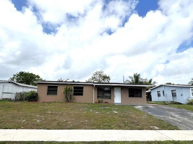 Photo - 3701 SW 58th Terrace House