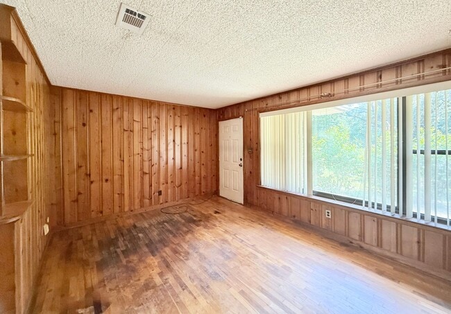Photo - Charming All Brick Home - Spacious Backyard