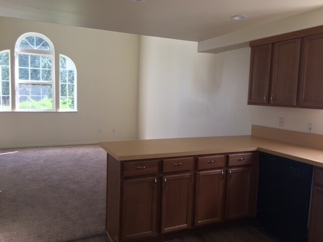 Photo - sax1823/1825 Unit 1823