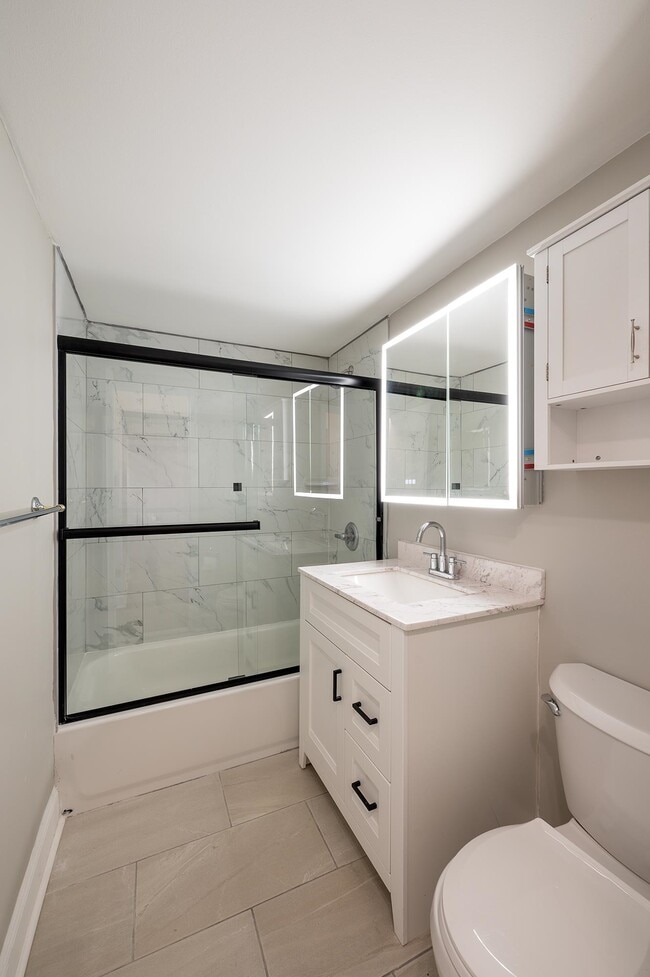 Photo - 9060 Palisade Ave Unit 1005