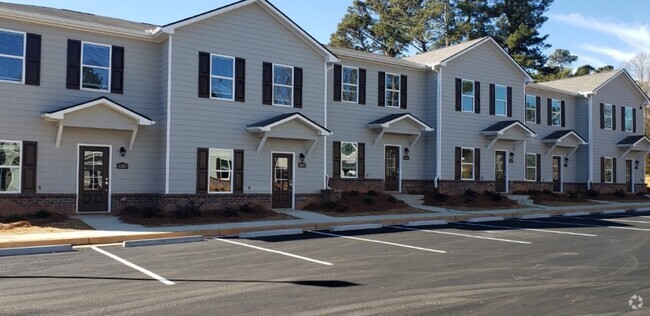 Building Photo - McClure Springs Townhomes