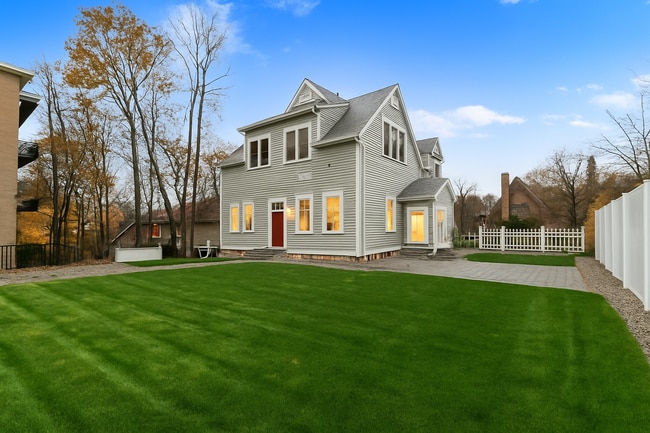 Photo - 14 Newell Rd Unit 1