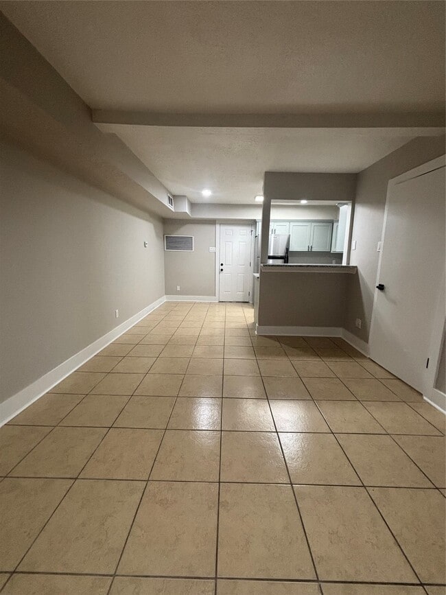 Photo - 216 S Pruett St