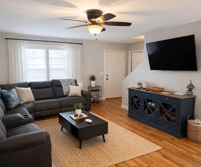 Photo - 7087 Brittney Cir