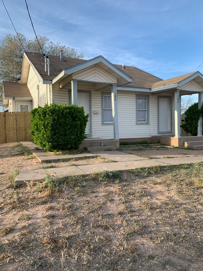 Photo - 104 W 13th St Unidad 1 Rental