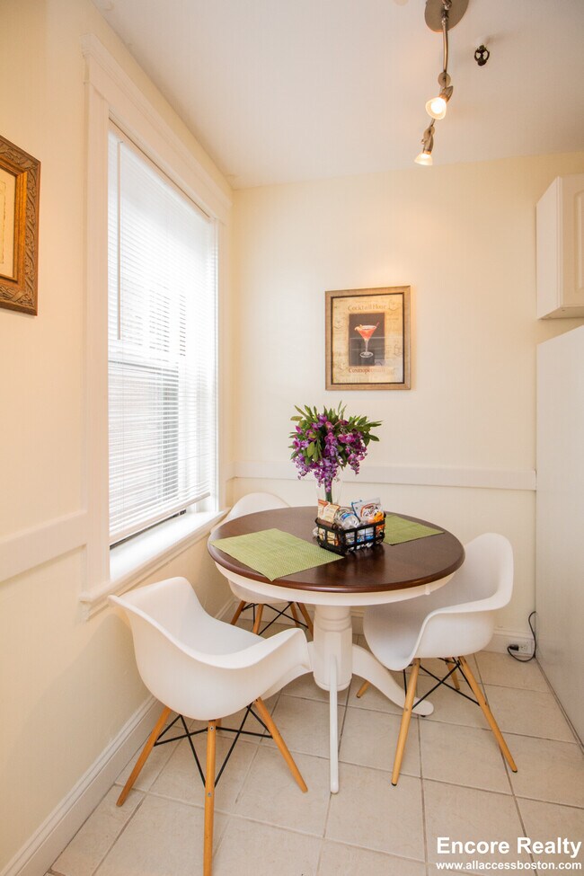 Photo - 1945 Commonwealth Ave Unit 47