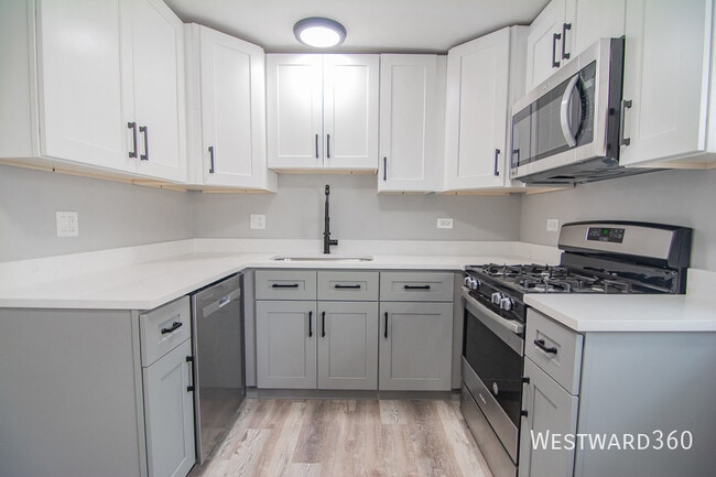 Photo - 6141 N Hermitage Ave Apartamento Unidad GD