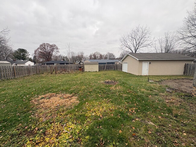 Photo - 1282 Lawndale Rd