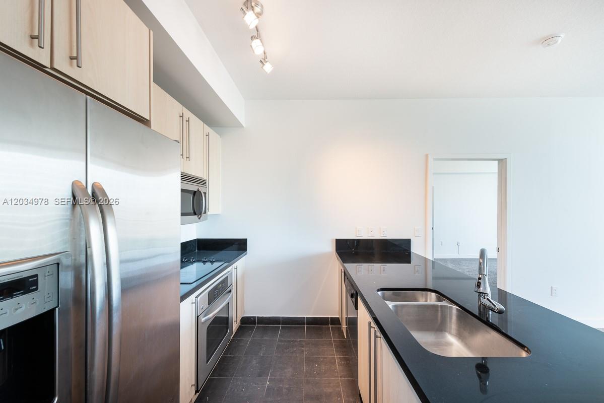 Photo - 79 SW 12th St Unit 2303