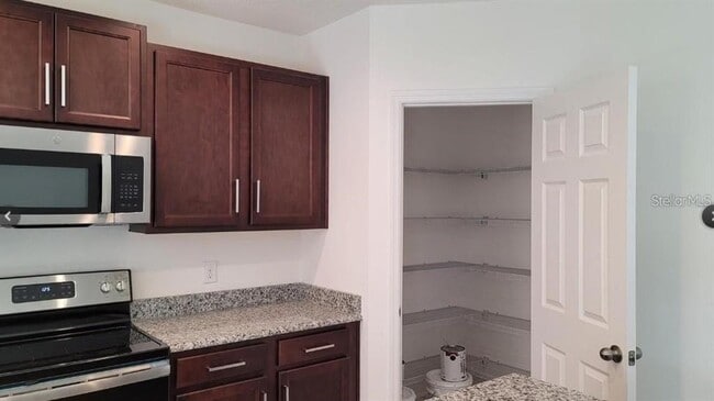 Photo - 1079 Chase Austin Way